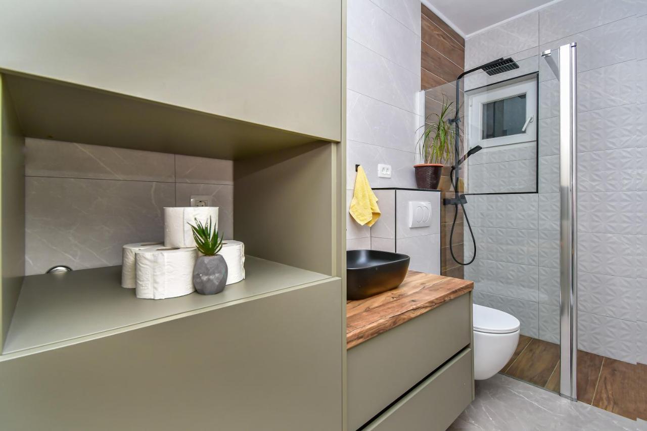 Apartment Ela Omis Ngoại thất bức ảnh