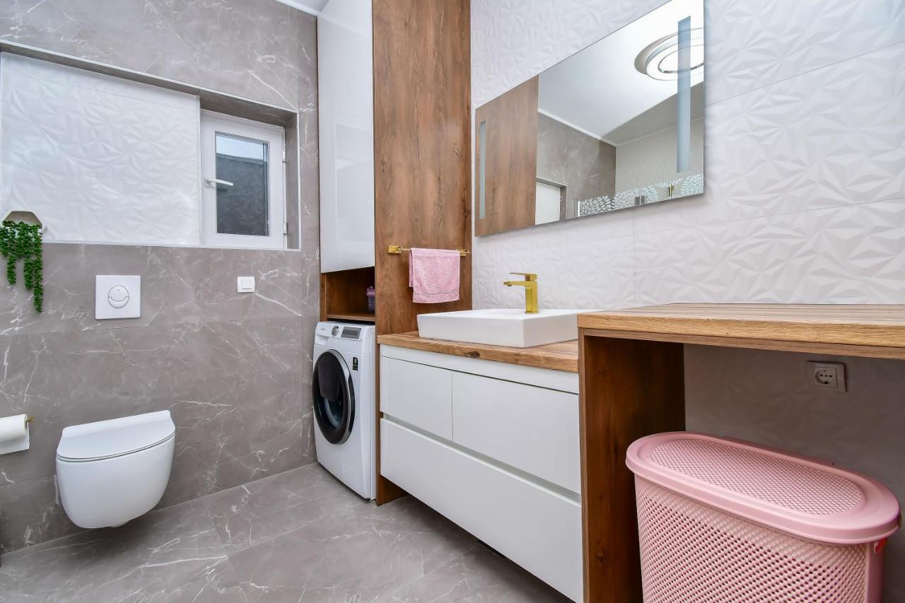 Apartment Ela Omis Ngoại thất bức ảnh