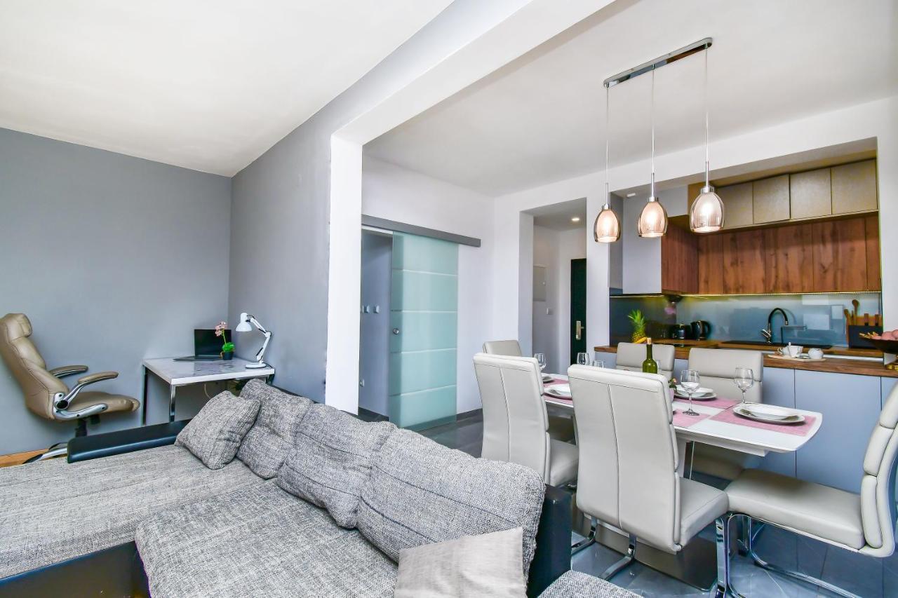 Apartment Ela Omis Ngoại thất bức ảnh