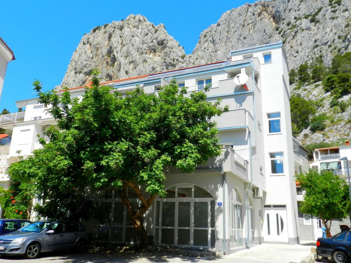 Apartment Ela Omis Ngoại thất bức ảnh